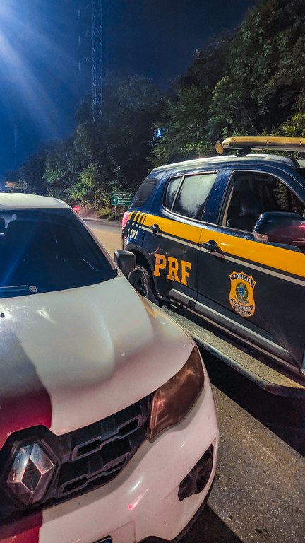 PRF Recupera Veículo Roubado em Manaus: Ação Rápida da Polícia Rodoviária PRF Recupera Veículo Roubado em Manaus: Ação Rápida da Polícia Rodoviária