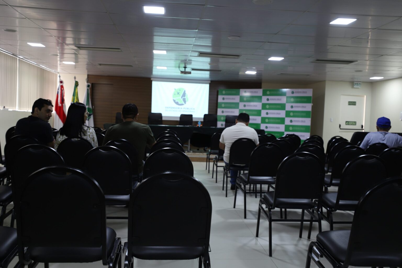 Seminário Democracia e Direitos Humanos: DPE-AM Lança Edital para Trabalhos Acadêmicos Seminário Democracia e Direitos Humanos: DPE-AM Lança Edital para Trabalhos Acadêmicos