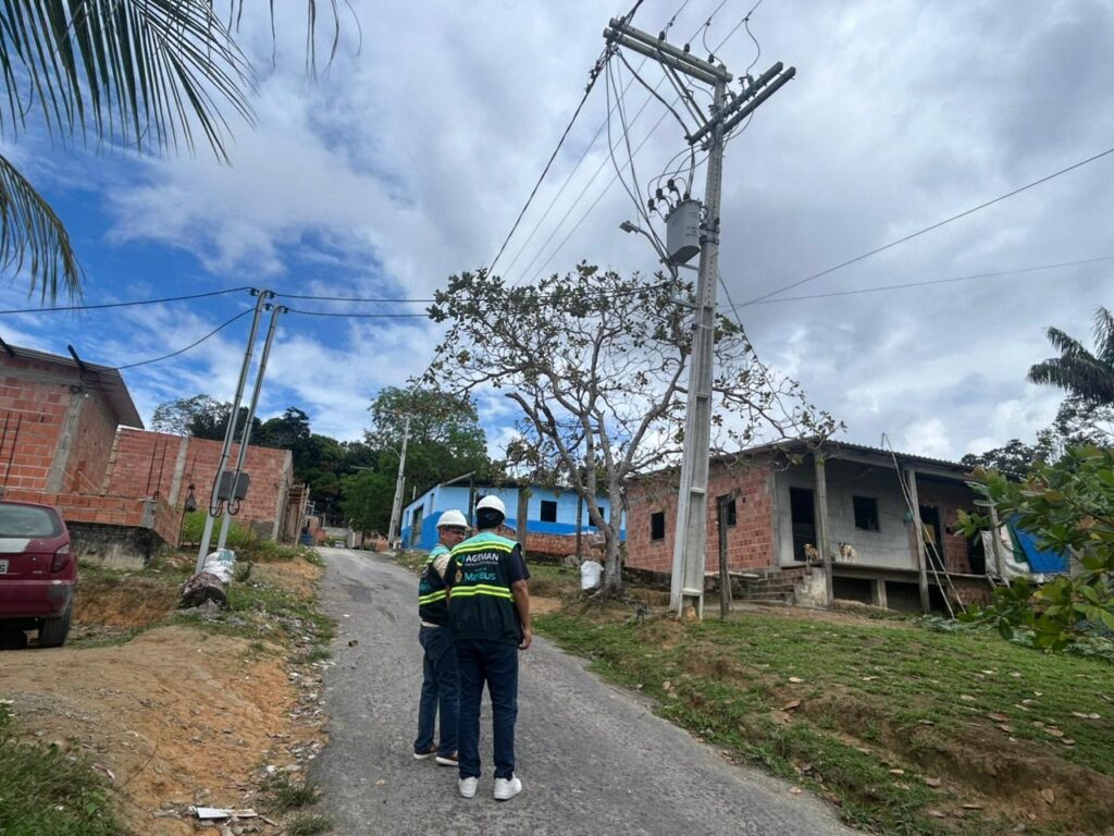 Bairro Nova Cidade Recebe Iluminação Pública Reforçada: Prefeitura de Manaus Avança em Infraestrutura Bairro Nova Cidade Recebe Iluminação Pública Reforçada: Prefeitura de Manaus Avança em Infraestrutur