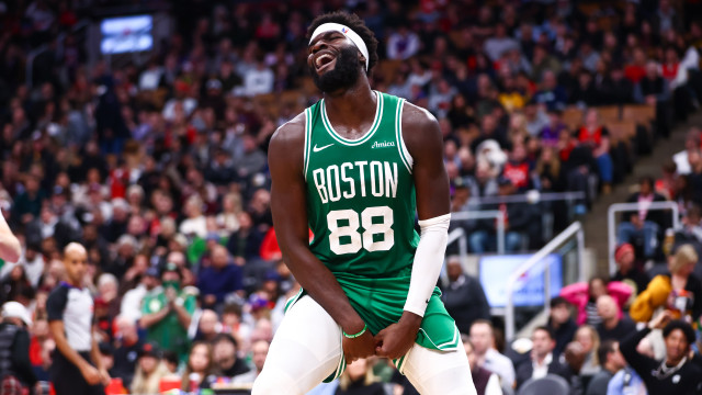 Celtics Sofrem Derrota em Casa Após Retorno de Neemias Queta Celtics Sofrem Derrota em Casa Após Retorno de Neemias Queta