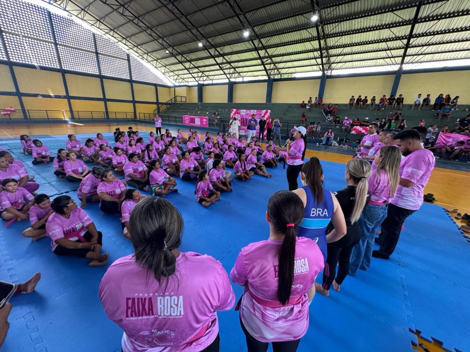 Curso de Defesa Pessoal Gratuito para Mulheres em Rio Preto da Eva: Oportunidade Imperdível Curso de Defesa Pessoal Gratuito para Mulheres em Rio Preto da Eva: Oportunidade Imperdível