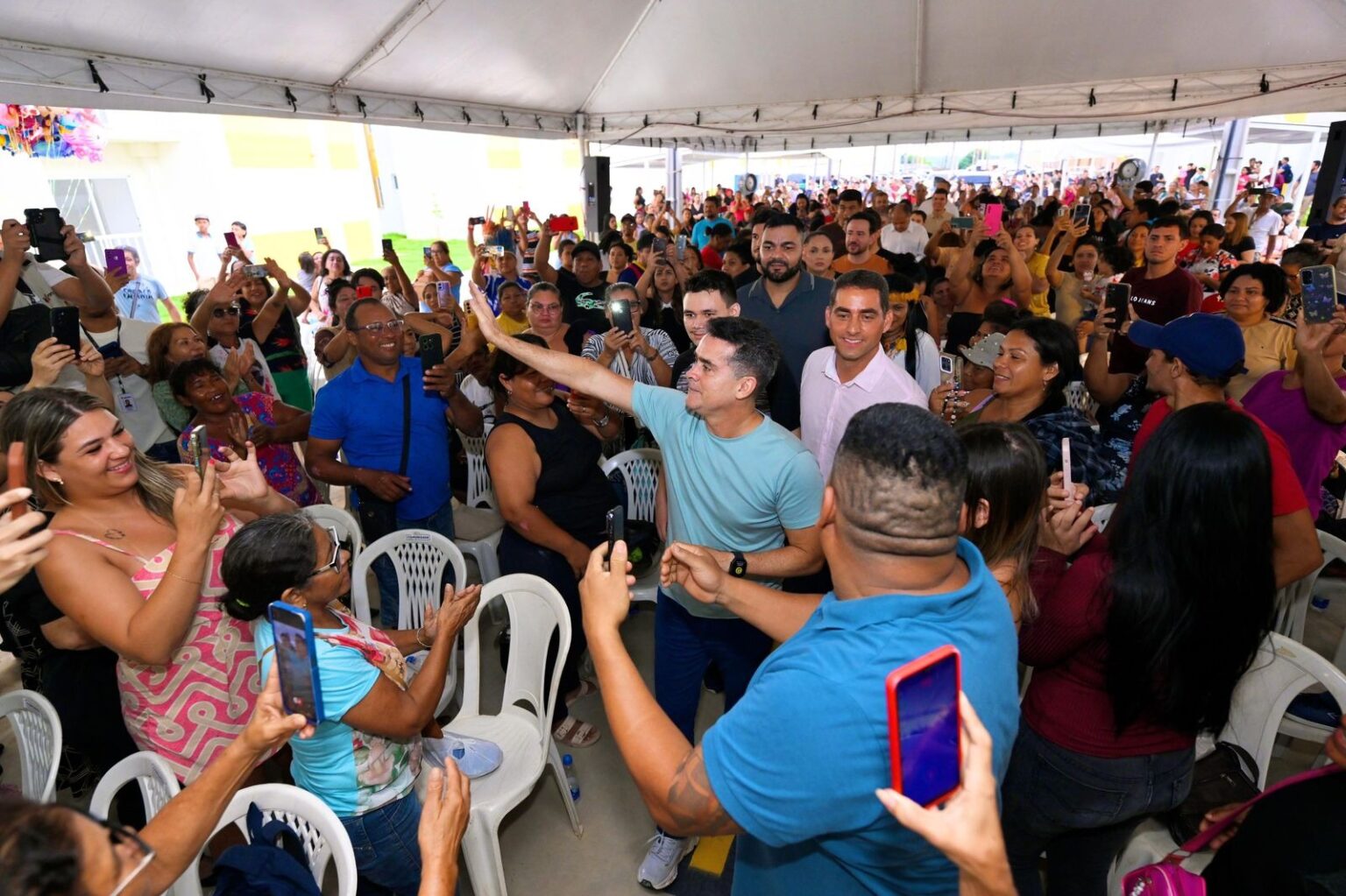 David Almeida Lança Pré-Candidatura ao Governo do Amazonas em Grande Estilo David Almeida Lança Pré-Candidatura ao Governo do Amazonas em Grande Estilo
