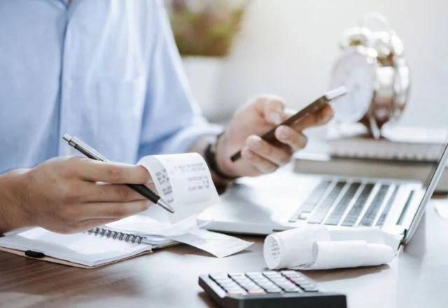 Inadimplência Crescente Impacta Pequenos Negócios e Impulsiona Mutirão de Renegociação Inadimplência Crescente Impacta Pequenos Negócios e Impulsiona Mutirão de Renegociação