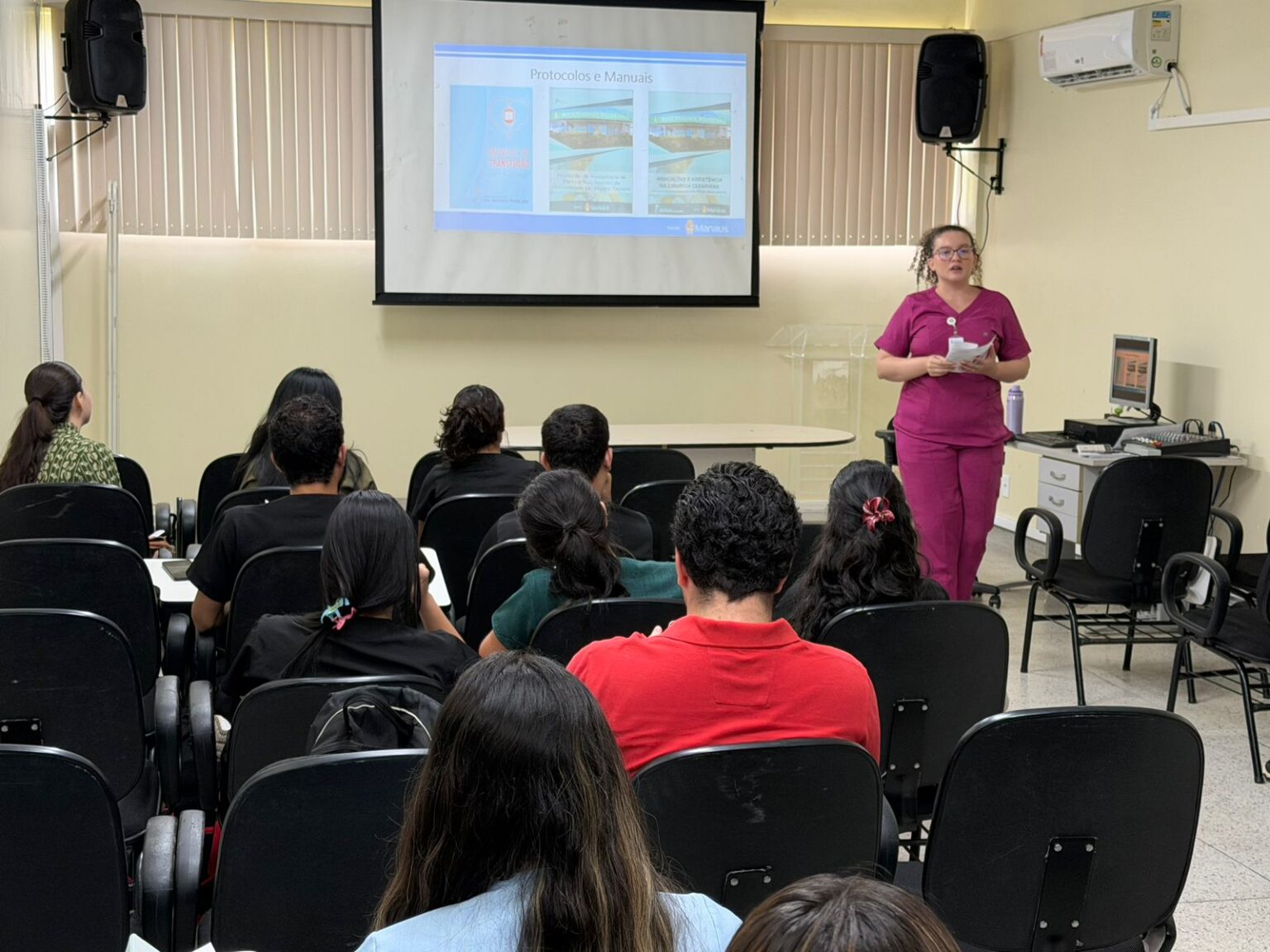 Maternidade Moura Tapajóz Recebe Novos Internos de Medicina da UEA Maternidade Moura Tapajóz Recebe Novos Internos de Medicina da UEA