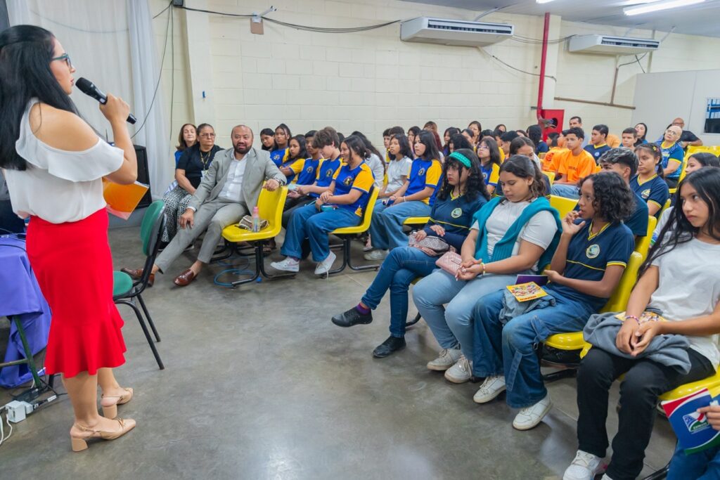 Prefeitura de Manaus e TJ-AM Lançam Projeto 'Esmam nas Escolas' para Promover Direitos da Criança