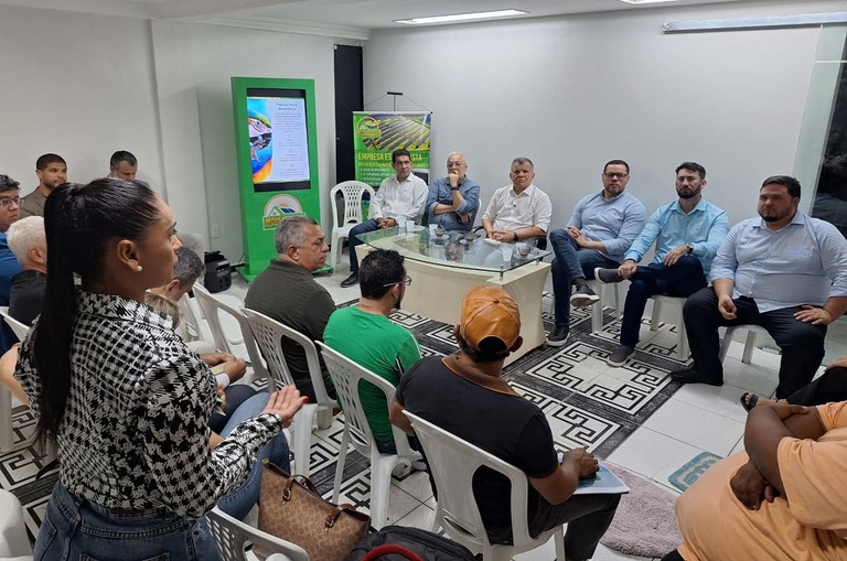 Suframa Fortalece Cooperativas de Turismo no Amazonas em Reunião Estratégica Suframa Fortalece Cooperativas de Turismo no Amazonas em Reunião Estratégica