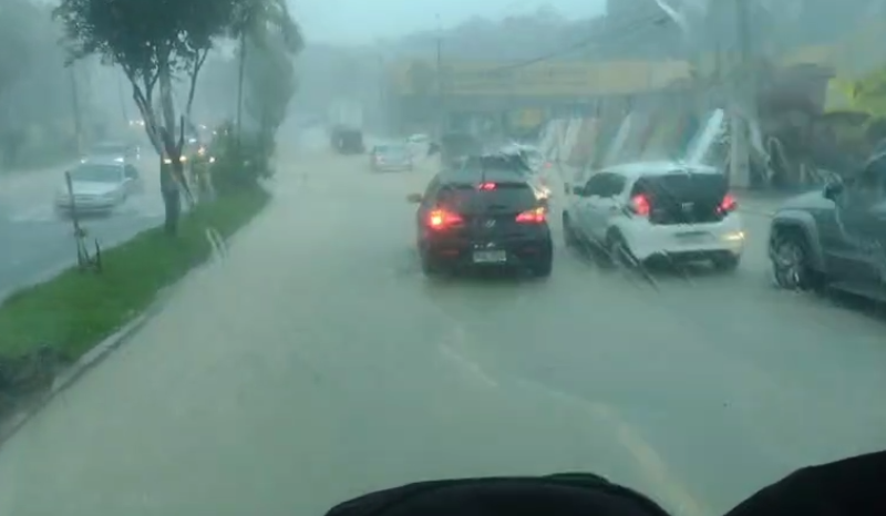 Alerta de Alagamentos em Manaus: Riscos Severos Neste Sábado Alerta de Alagamentos em Manaus: Riscos Severos Neste Sábado