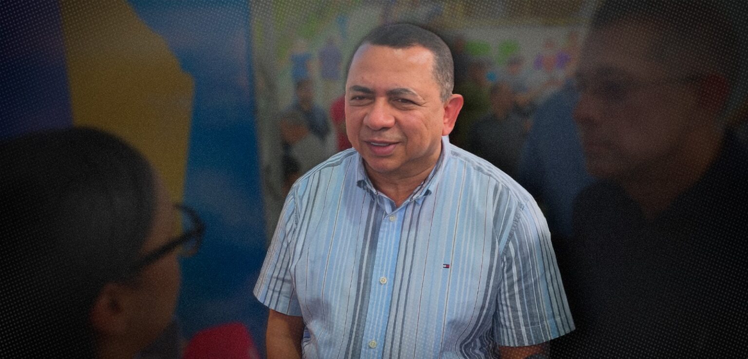 Anderson Sousa Confirma Apoio a Omar Aziz: ‘Nem que Seja Balançando Bandeira’ Anderson Sousa Confirma Apoio a Omar Aziz: 'Nem que Seja Balançando Bandeira'