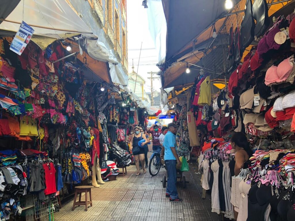 Comércio de Manaus Tem Horário Reduzido no Feriado de Tiradentes; Entenda o Que Abre e Fecha Comércio de Manaus Tem Horário Reduzido no Feriado de Tiradentes; Entenda o Que Abre e Fecha