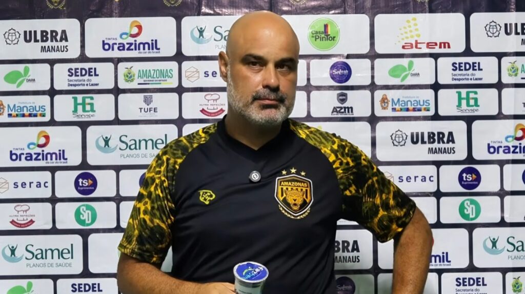 Cristian Enaltece Elenco do Amazonas Após Estreia Vitoriosa: “Grupo Ético e Dedicado” Cristian Enaltece Elenco do Amazonas Após Estreia Vitoriosa: "Grupo Ético e Dedicado"