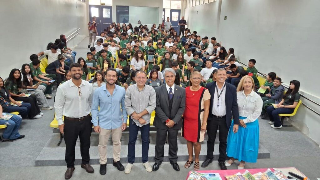 Esmam nas Escolas: Iniciativa Transformadora em Manaus Esmam nas Escolas: Iniciativa Transformadora em Manaus