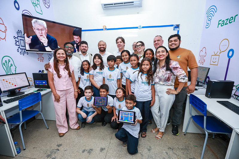 Inclusão Digital em Manaus: Nova Conexão para a Escola Professora Joana Vieira Inclusão Digital em Manaus: Nova Conexão para a Escola Professora Joana Vieira