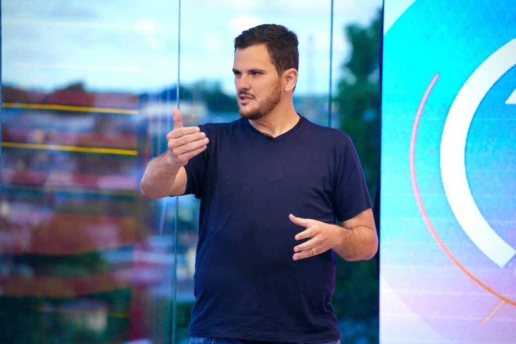 Prefeito Renato Junior Reforça Compromisso com uma Gestão Eficiente em Manaus Prefeito Renato Junior Reforça Compromisso com uma Gestão Eficiente em Manaus