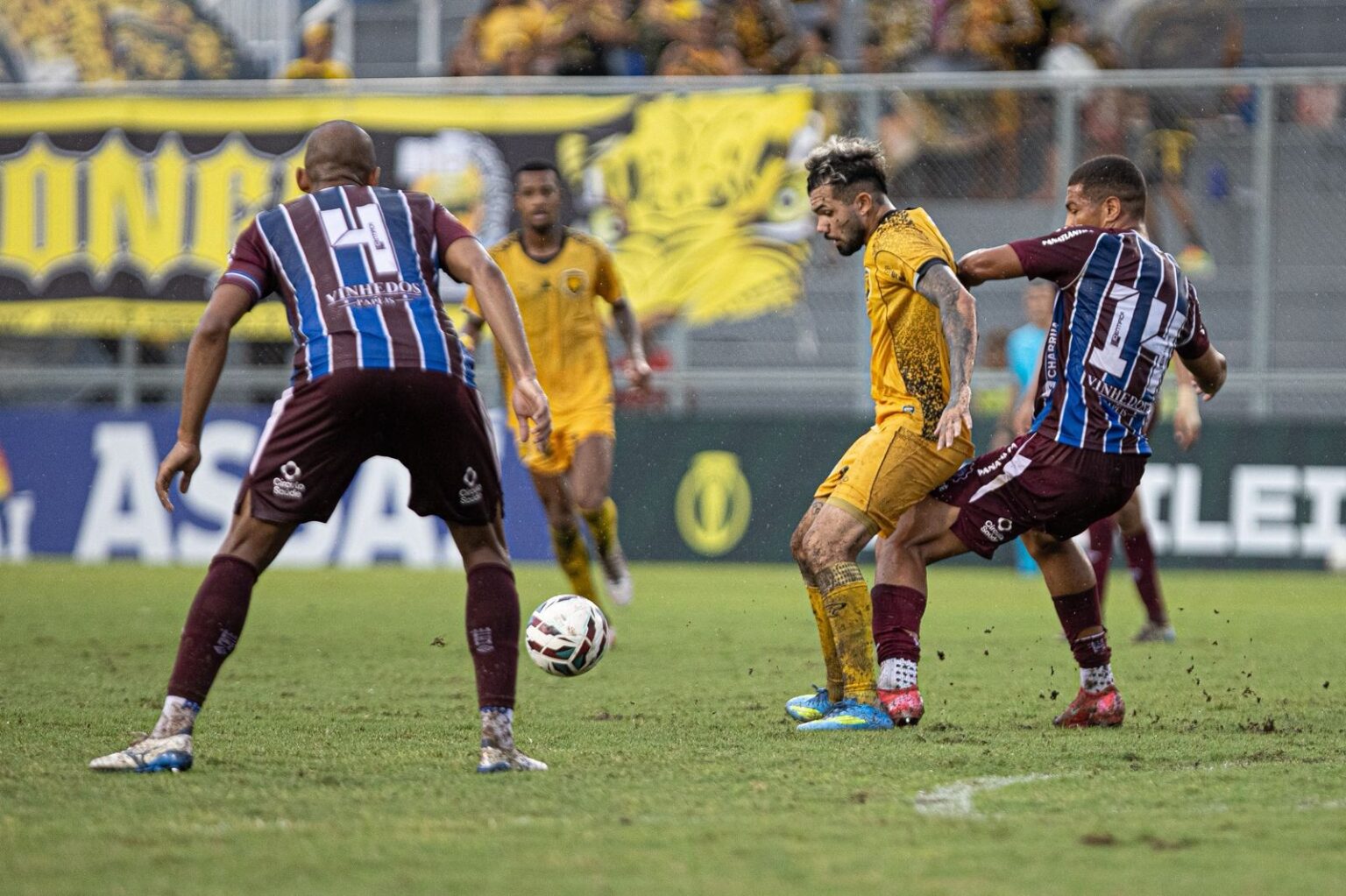 Cristian Lamenta Empate Após Domínio do Amazonas: 'Futebol é Eficiência'
