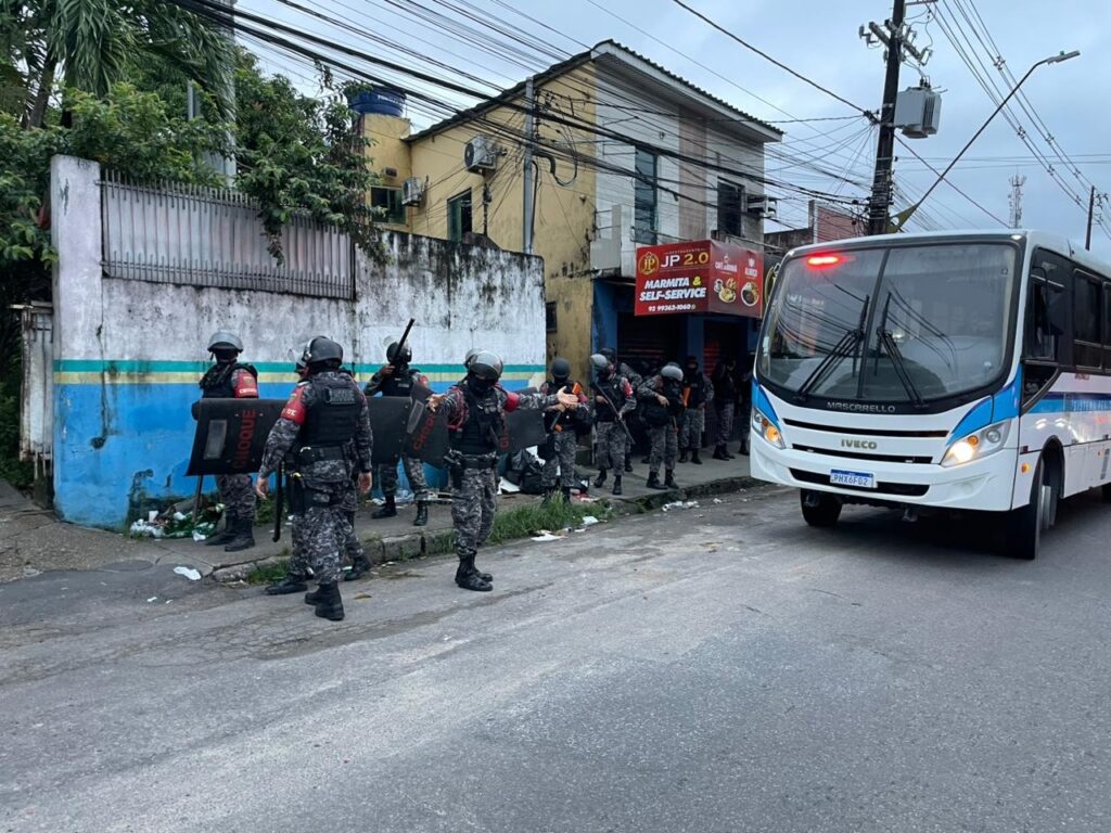 Desativação de Unidade Prisional da PM no Amazonas: Fuga de 23 Policiais Mobiliza Ações Desativação de Unidade Prisional da PM no Amazonas: Fuga de 23 Policiais Mobiliza Ações