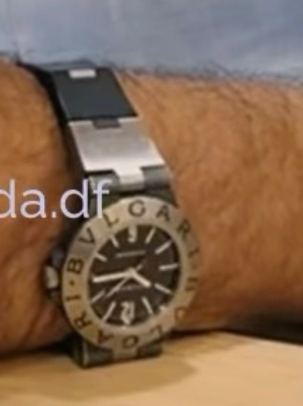 José Roberto Arruda Exibe Luxuoso Relógio Bulgari em Vídeo Polêmico José Roberto Arruda Exibe Luxuoso Relógio Bulgari em Vídeo Polêmico