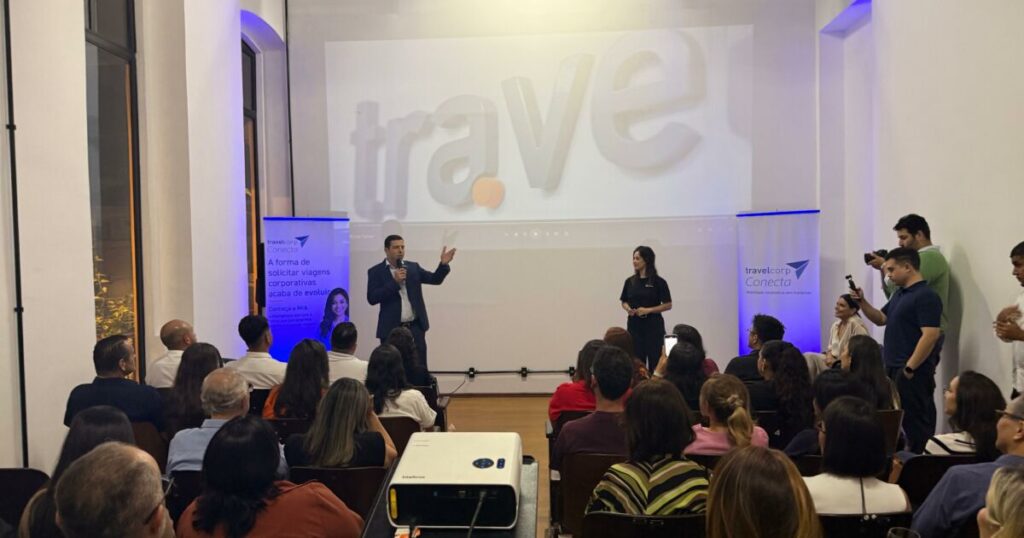Lançamento da MIA: Plataforma de IA Revoluciona Viagens Corporativas em Manaus Lançamento da MIA: Plataforma de IA Revoluciona Viagens Corporativas em Manaus