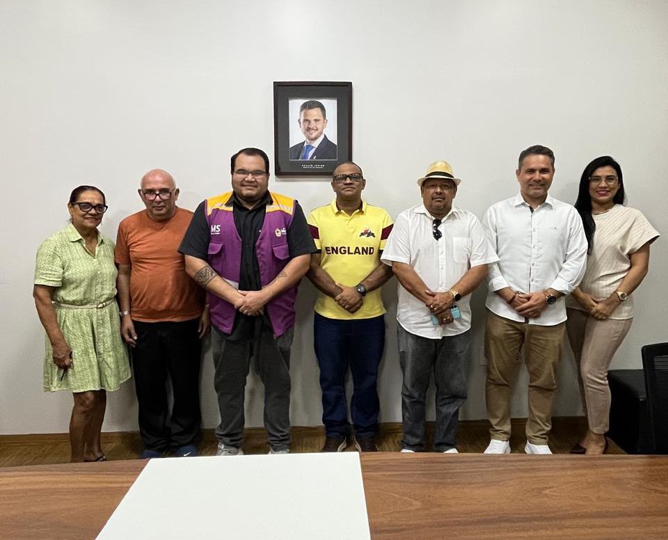 Manaus Avança em Igualdade e Proteção Social: Reunião Estratégica da Prefeitura Manaus Avança em Igualdade e Proteção Social: Reunião Estratégica da Prefeitura