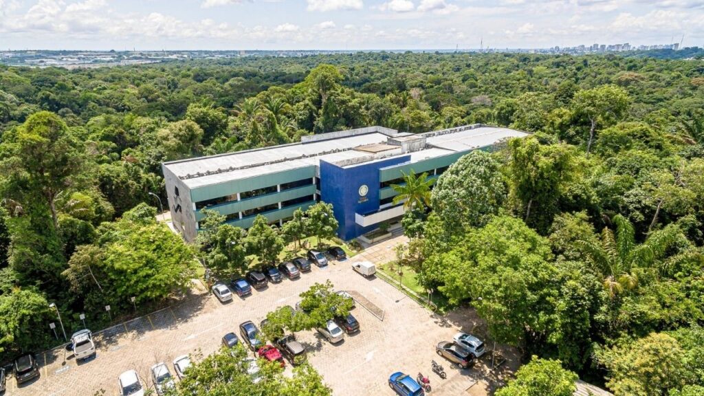 Simpósio Internacional em Manaus: Foco em Segurança e Sustentabilidade na Amazônia Simpósio Internacional em Manaus: Foco em Segurança e Sustentabilidade na Amazônia