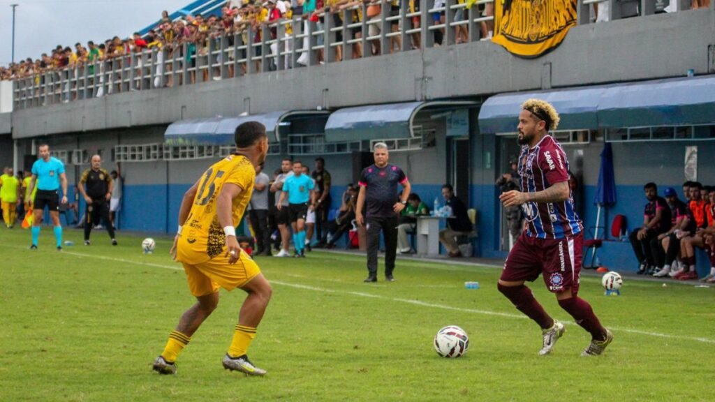 Técnico do Caxias Critica Arbitragem e Gramado Após Empate com o Amazonas na Série C