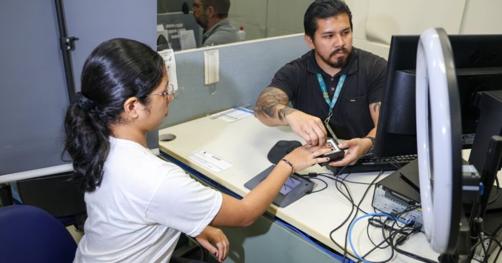 TRE-AM: Participação Jovem e Consciência Cidadã em Foco TRE-AM: Participação Jovem e Consciência Cidadã em Foco