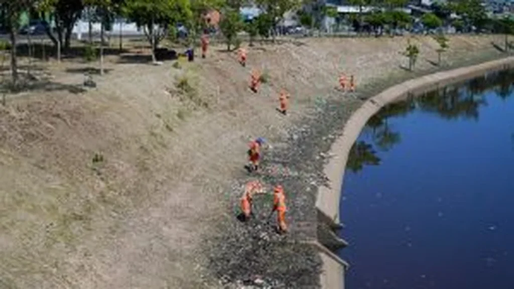 Prefeitura de Manaus intensifica limpeza e manutenção em mais de 70 pontos da cidade Prefeitura de Manaus intensifica limpeza e manutenção em mais de 70 pontos da cidade