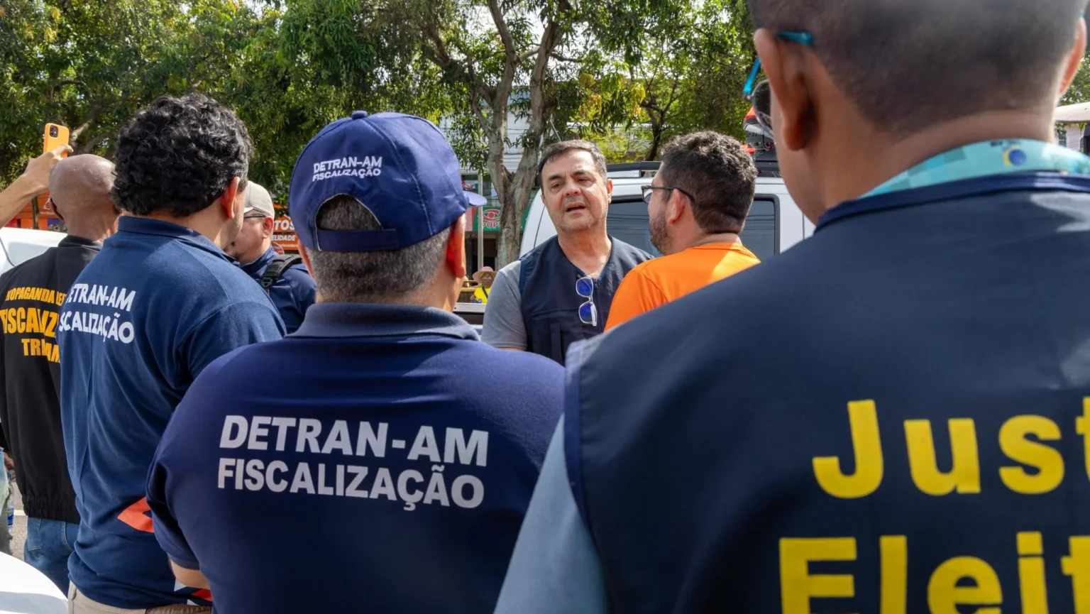 TRE-AM intensifica fiscalização preventiva da propaganda eleitoral em Manaus TRE-AM intensifica fiscalização preventiva da propaganda eleitoral em Manaus