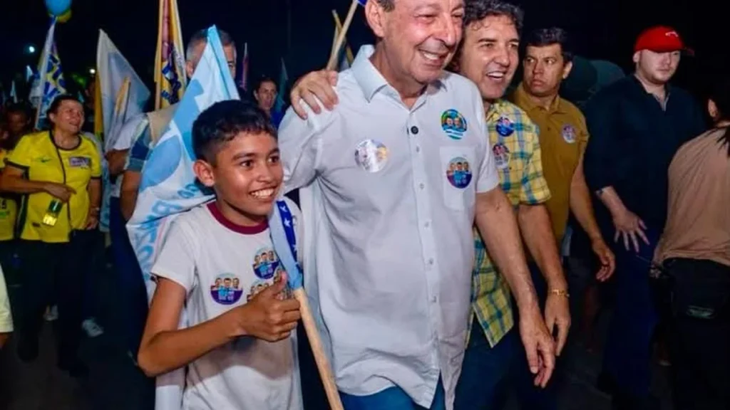 Itacoatiara será polo de inteligência artificial no Amazonas, anuncia Omar Aziz
