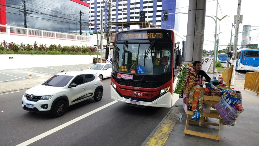 Prefeitura de Manaus busca inovação para modernizar transporte coletivo Prefeitura de Manaus busca inovação para modernizar transporte coletivo