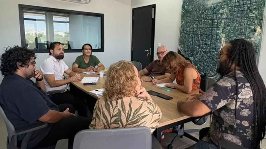Prefeitura de Manaus Inicia Estudo Técnico para Regulamentar Faixas Marginais de Rios Urbanos Prefeitura de Manaus Inicia Estudo Técnico para Regulamentar Faixas Marginais de Rios Urbanos