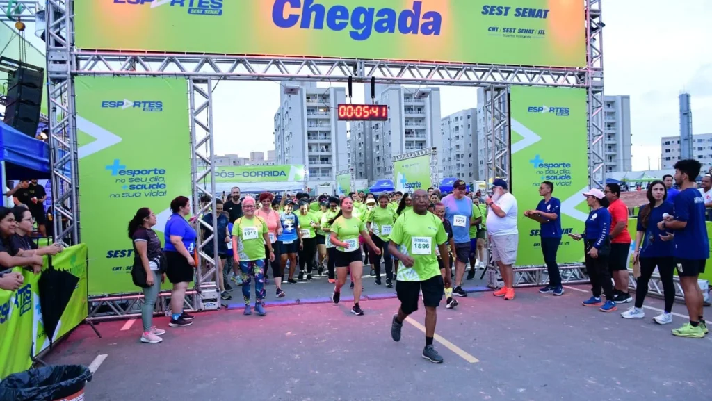 Corrida e Caminhada SEST SENAT: Experiência Noturna Transforma Centro de Manaus em Pista de Esporte Corrida e Caminhada SEST SENAT: Experiência Noturna Transforma Centro de Manaus em Pista de Esporte