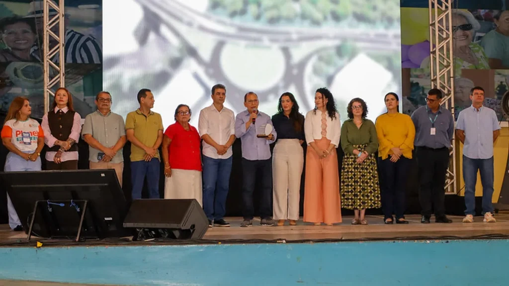 Primeiro dia do Planeja Manaus destaca orçamento participativo e inovação em serviços públicos Primeiro dia do Planeja Manaus destaca orçamento participativo e inovação em serviços públicos