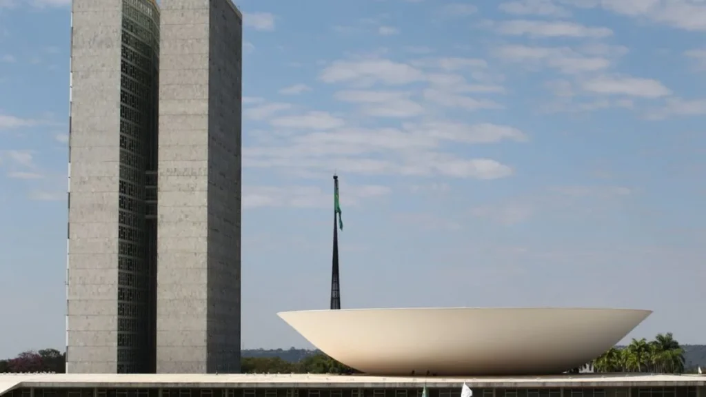 PSD Lidera Intenção de Voto para Deputado Federal no Amazonas, Aponta Pesquisa IPEN PSD Lidera Intenção de Voto para Deputado Federal no Amazonas, Aponta Pesquisa IPEN