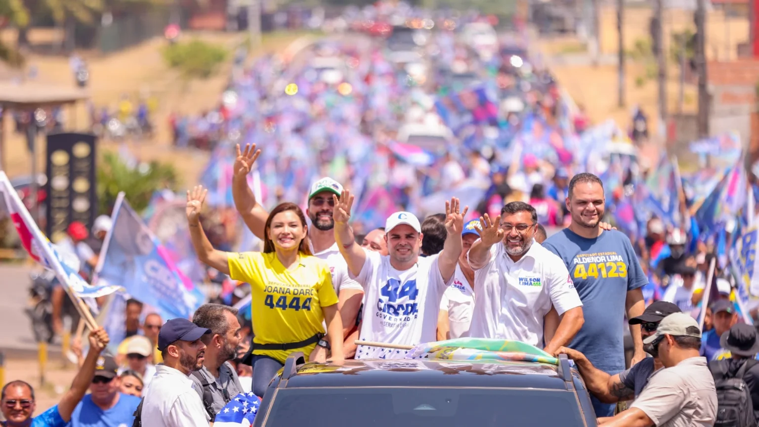 Roberto Cidade encerra campanha pelo interior com carreata em Itacoatiara