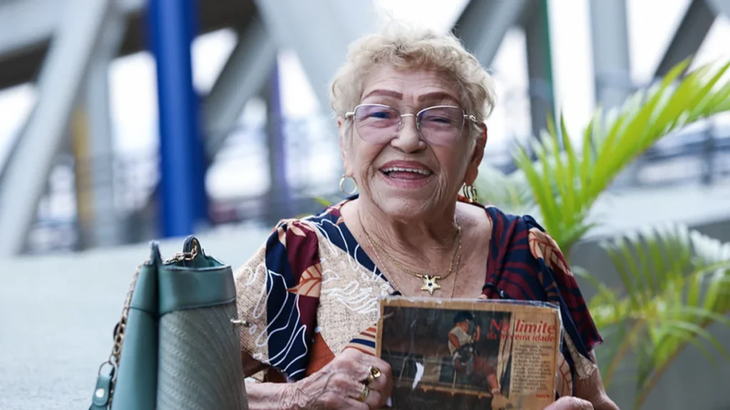 Longevidade e compromisso: servidora aposentada de 106 anos celebra avanços em Manaus Longevidade e compromisso: servidora aposentada de 106 anos celebra avanços em Manaus