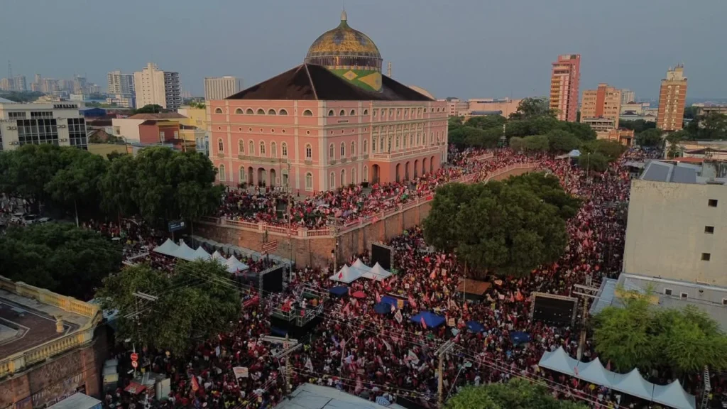 Manaus Mantém Apoio a Bolsonaro, Mas Interior do Amazonas Mostra Avanço da Democracia