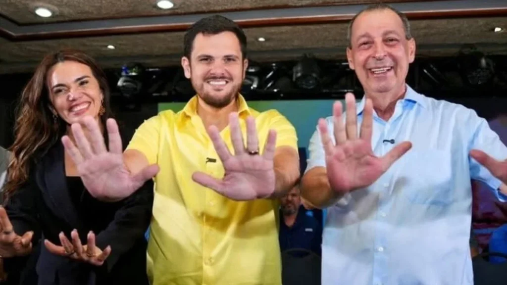 Renato Júnior amplia influência política no Amazonas mesmo sem disputar eleições Renato Júnior amplia influência política no Amazonas mesmo sem disputar eleições