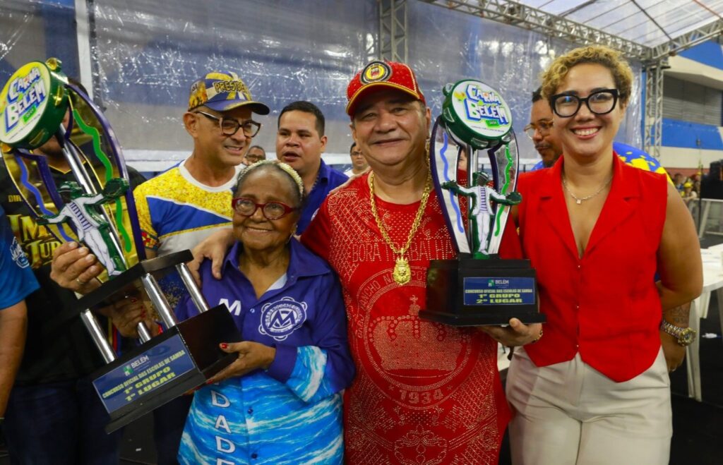 Carnaval de Belém: Mocidade Olariense e Rancho Não Posso Me Amofiná Celebram Acesso ao Grupo Especial Carnaval de Belém: Mocidade Olariense e Rancho Não Posso Me Amofiná Celebram Acesso ao Grupo Especia