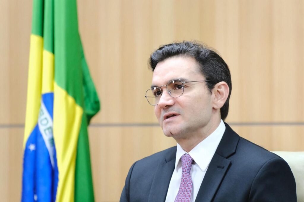 Celso Sabino Lança Pré-Candidatura ao Senado Pelo PDT em Belém Celso Sabino Lança Pré-Candidatura ao Senado Pelo PDT em Belém