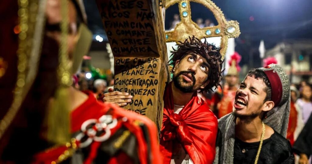 Espetáculo ‘Paixão de Cristo em Canudos’: Um Olhar Contemporâneo sobre a Fé e a Arte Espetáculo ‘Paixão de Cristo em Canudos’: Um Olhar Contemporâneo sobre a Fé e a Arte