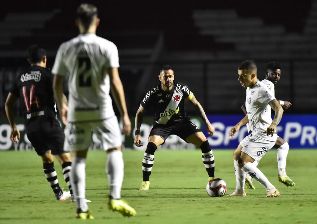 Remo e Vasco: Rivalidade Histórica e Reencontro na Série A Remo e Vasco: Rivalidade Histórica e Reencontro na Série A