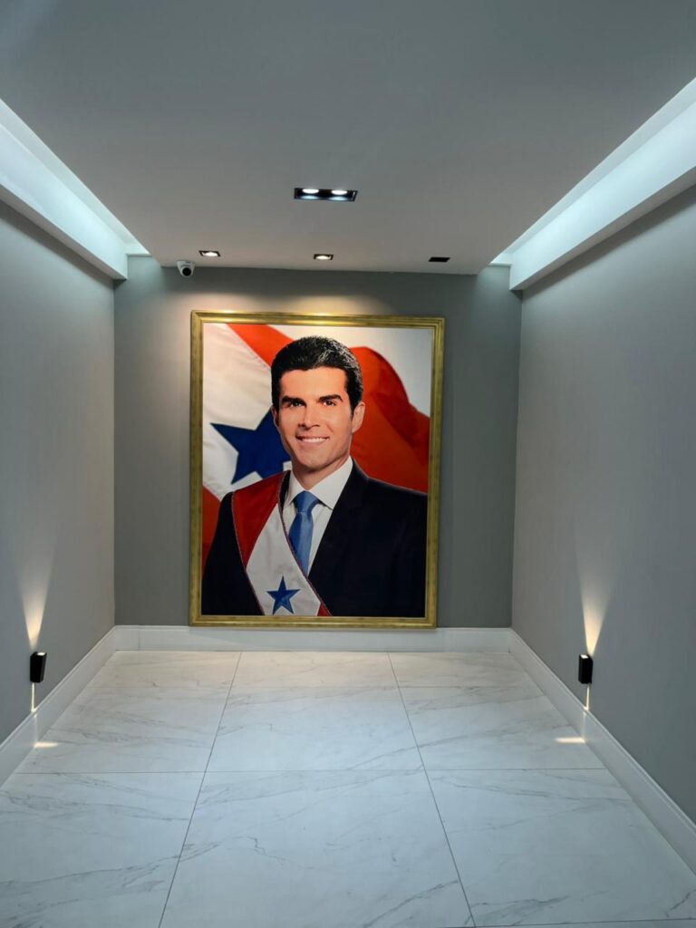 Vereadora Solicita Retirada de Retratos de Helder Barbalho na Câmara Municipal de Belém