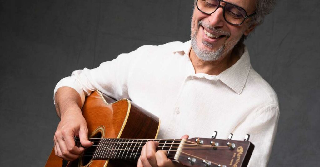 Vitor Ramil: A Magia das Palavras e Imagens no Palco de Belém