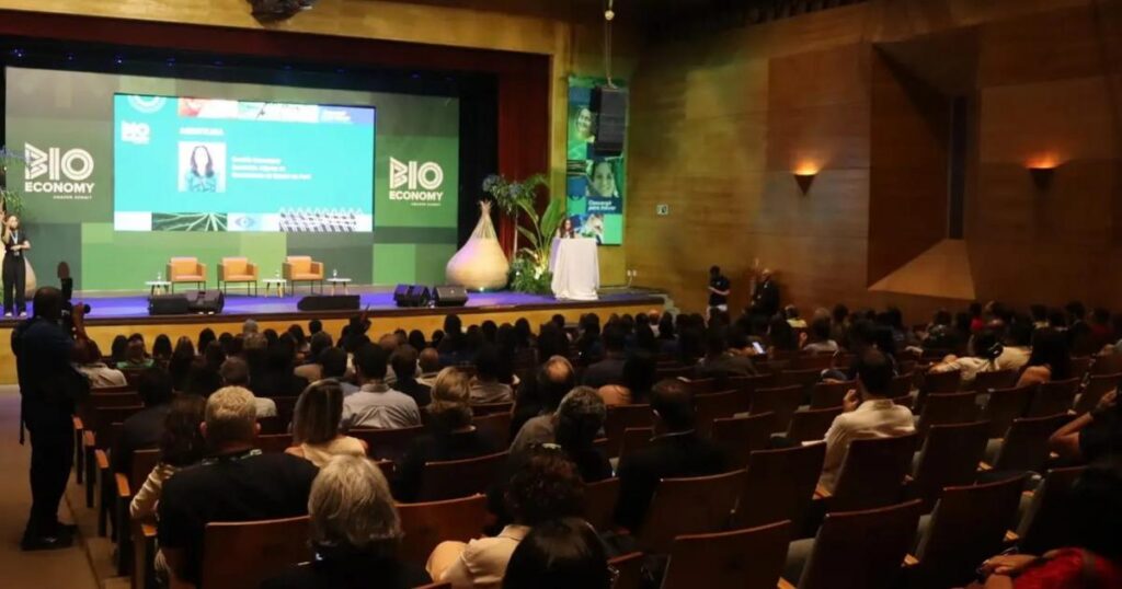 Bioeconomia e Desenvolvimento Sustentável: Evento Internacional em Belém Bioeconomia e Desenvolvimento Sustentável: Evento Internacional em Belém