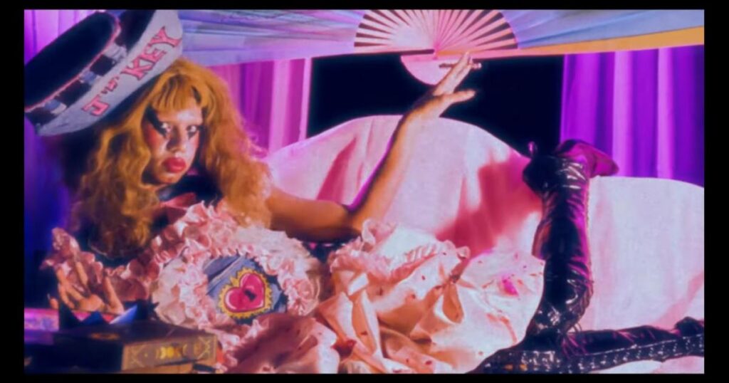 Corra!, de Kalika e Primo, é premiado como melhor videoclipe no Amazônia FiDoc Corra!, de Kalika e Primo, é premiado como melhor videoclipe no Amazônia FiDoc