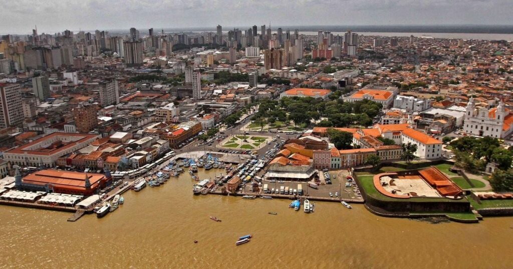 Mudanças Climáticas em Belém: Chuvas Enfraquecem, Mas Persistem Nesta Segunda-Feira Mudanças Climáticas em Belém: Chuvas Enfraquecem, Mas Persistem Nesta Segunda-Feira