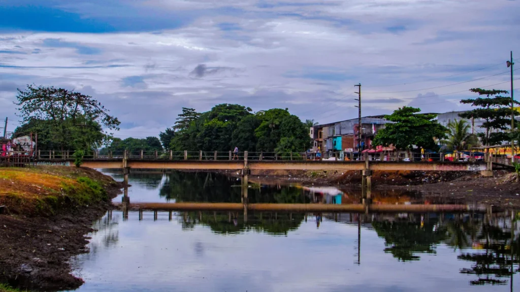 Data Center de IA na Amazônia Sob Investigação por Impactos Climáticos e Sociais Data Center de IA na Amazônia Sob Investigação por Impactos Climáticos e Sociais