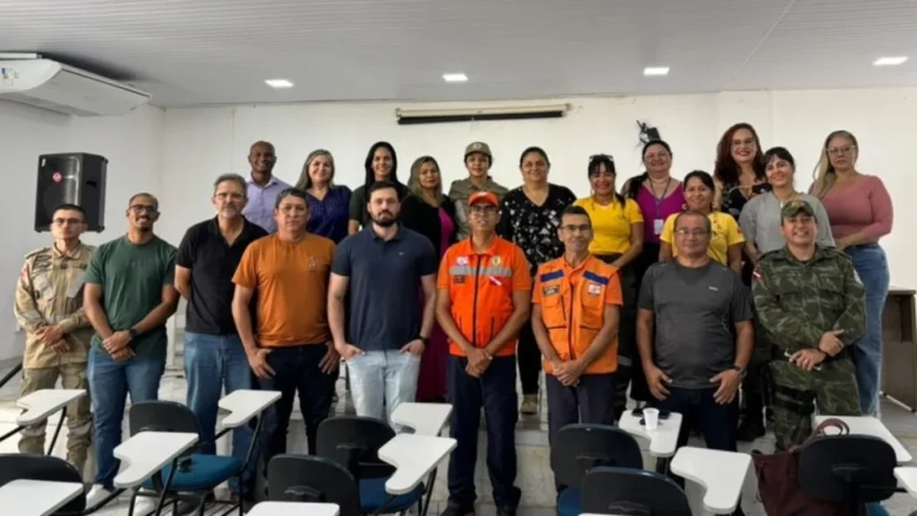 Comitê de Prevenção às Queimadas intensifica ações em Santarém para proteger o meio ambiente Comitê de Prevenção às Queimadas intensifica ações em Santarém para proteger o meio ambiente