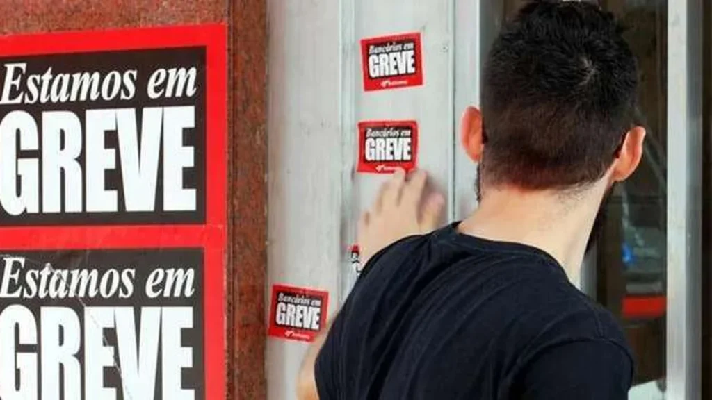 Bancários da Caixa e Banco da Amazônia mantêm piquetes de greve em Belém