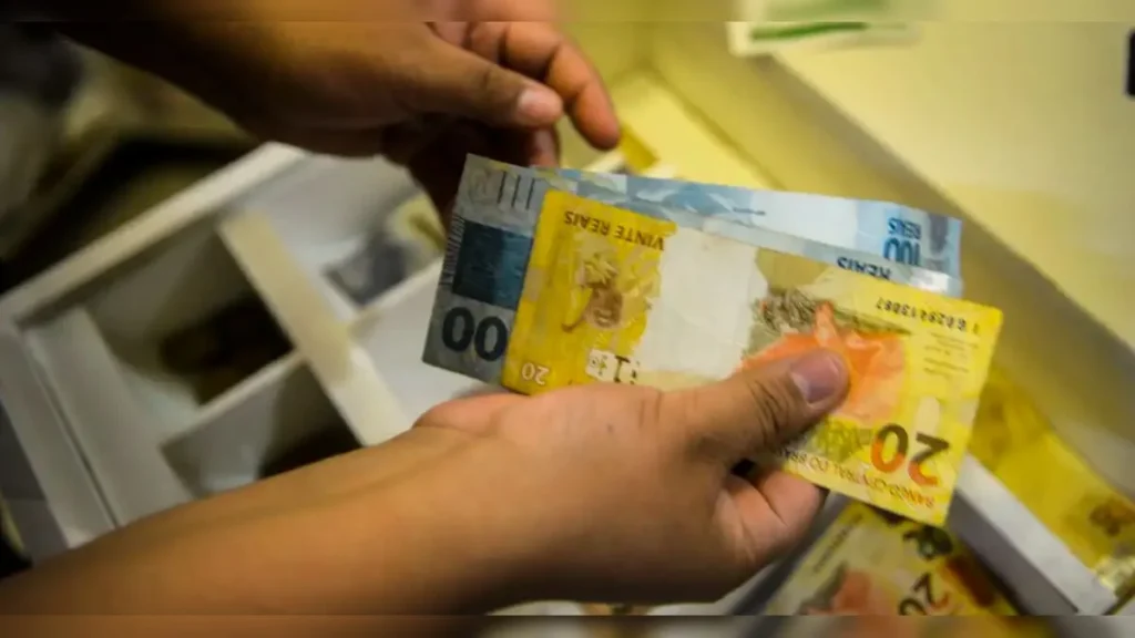 13º do INSS pode impulsionar R$ 100 milhões no comércio de Belém 13º do INSS pode impulsionar R$ 100 milhões no comércio de Belém